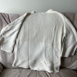 Vince Camuto sweater